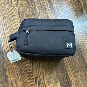 Men’s Avalanche Dopp Kit-Brand new with tags!